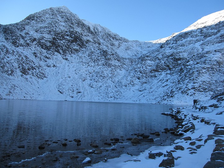 IMG_2976.jpg - Looking back up to Snowdon from the miners track.