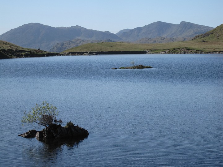 IMG_3365.JPG - Looking across Stickle Tarn.