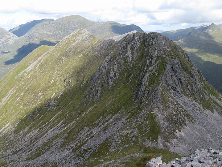 20110825-112234.JPG - View from Stob Coire a' Chairn, looking back to the An Gearanach/An Garbhanach ridge