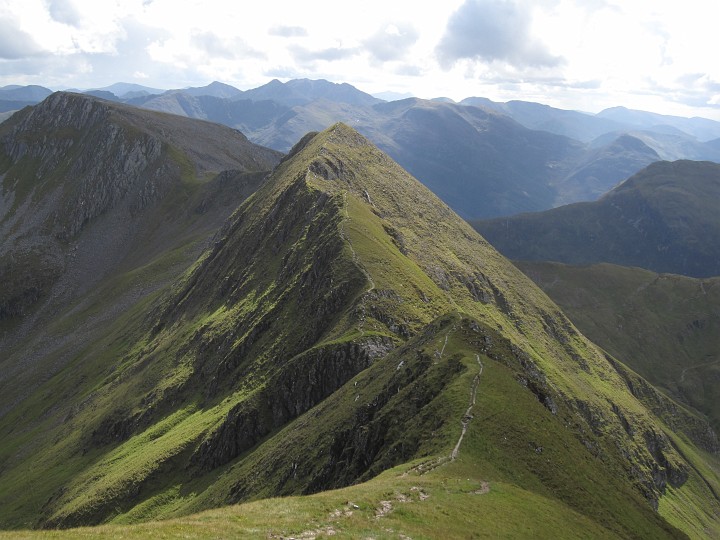 20110825-133933.JPG - Looking back to Stob Choire a Mhail